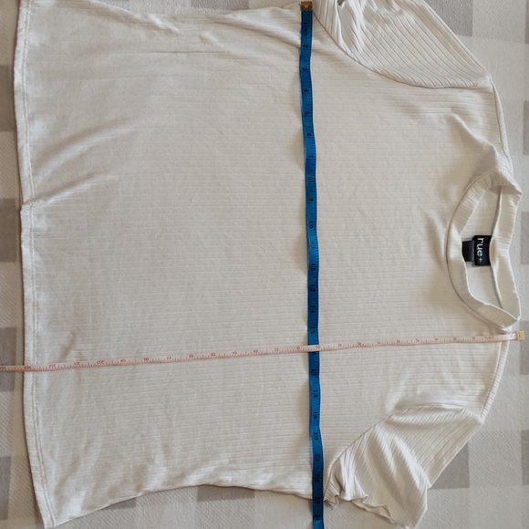 Rue21 Rue+ White Ribbed Tee - Picture 5 of 8